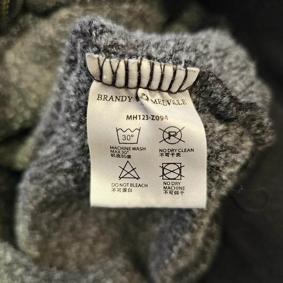 Brandy Melville Black Zip-Up Hoodie - Picture 8 of 8